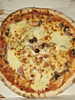 Pizza d'Antan food