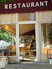 Cafe De La Paix Lambeaux-brice outside