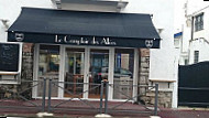 Le Comptoir Des Allees outside