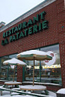 Restaurant la Pataterie inside