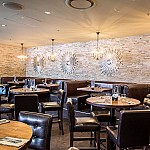 Earls Kitchen + Bar - Square One food
