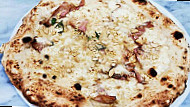 Pizza Sophia food