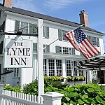 The Lyme Inn outside