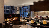 Lobby Lounge at Shangri-La Hotel Toronto food