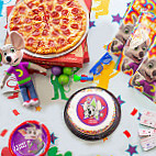 Chuck E. Cheese food