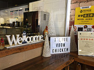 Bon Chicken & Beer inside