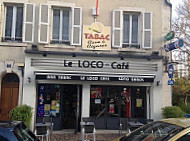 Le Loco Café outside
