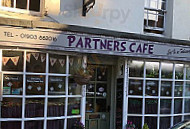 Partners Cafe outside