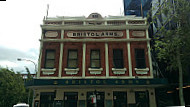 The Bristol Arms outside
