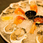 Boone's Fish House Oyster Room food
