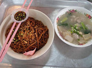 Kway Teow Goreng Restoran Meranti Jaya food