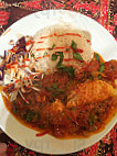 Nila's Burmese Cafe food