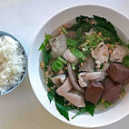 Yen Jie Mix Pork Soup Bak Kut Teh food