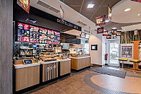 McDonald`s inside