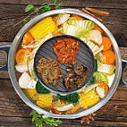 Chit Chat Steamboat Grill (puchong) food