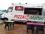 Pizza Matteo inside