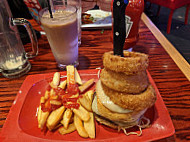 Red Robin Gourmet Burgers And Brews food