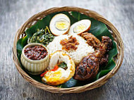 Warung Manjoi (nasi Campur) food