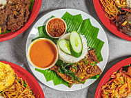 Restoran Garuda Raya food