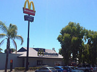 Mcdonald's Family Restaurants outside