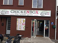 Chicken Box Herblay outside