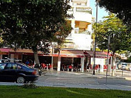 Cafetería La Colina Beach outside