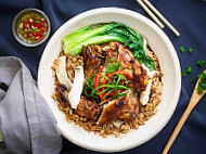 Shì Jì Wǎ Bāo Jī Fàn Claypot Chicken Rice food