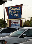 Catfish Deweys outside