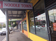 Noodle Town outside