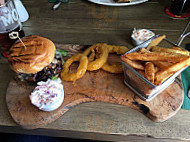 The Wheatsheaf Grill food