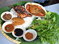Warong Kak Yong food