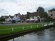 Bosworth's Tea Rooms outside