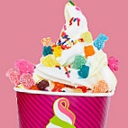 Menchie's Frozen Yogurt food