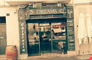 Dreams Cafe outside