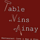 Table et Vins d'Ainay inside