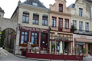 Cafe De France outside