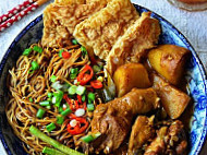 Miki Wanton Mee food