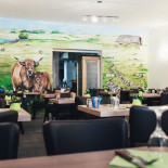 Le Sentginieis inside