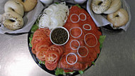 Mo's Deli and Catering food