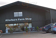 Allarburn Farm Shop outside