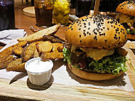 Terraza Lakrilla BurgerShop food