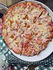 Pizzería Rosmarino food