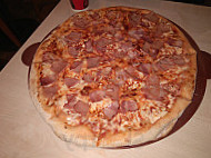 Telepizza food