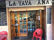 La Yaya Ana inside