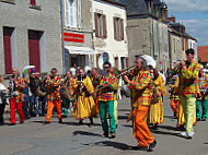 Au Moulin de Preveranges food