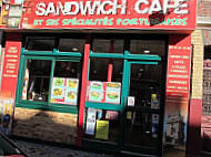 Sandwich Cafe Et Ses Specialites Portugaises outside