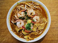 Laksa Ru Yee Corner food