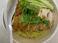 Xiao Hei Chicken Rice food