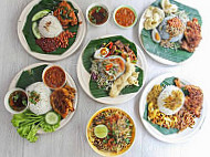 Nasi Kakmi Pak Kerabu (tmn Pulai Utama) food
