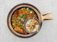 Claypot Chicken Rice Restoran Four Eight food